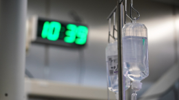 В Адлере три туриста умерли от отравления суррогатной чачей