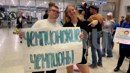 Российские пловцы привезли из Сингапура в Петербург медали чемпионата мира