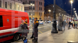 В доме на Невском проспекте обрушились перекрытия, есть погибший и пострадавший