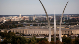 Трамп поручил Пентагону подготовиться к ударам по террористическим наркокартелям