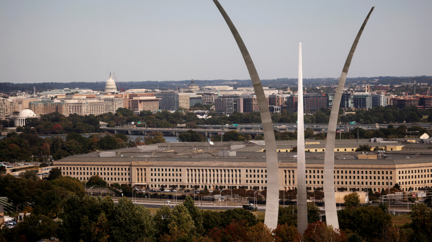 Трамп поручил Пентагону подготовиться к ударам по террористическим наркокартелям