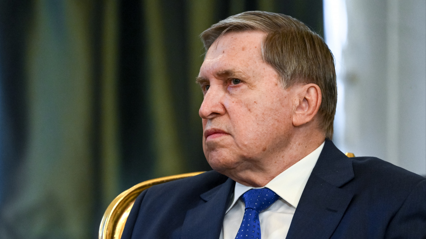 Ушаков: Москва ожидает, что следующая после Аляски встреча Путина и Трампа пройдет в РФ