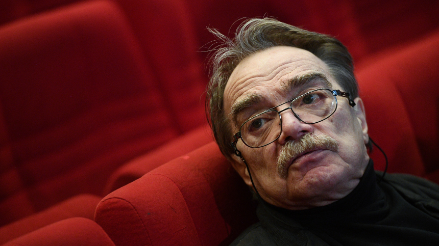 Путин поздравил с 80-летием Адабашьяна и отметил его большой талант