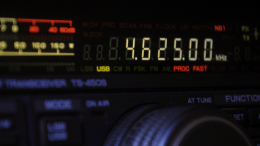 «Радиостанция Судного дня» передала новое сообщение перед встречей Путина и Трампа