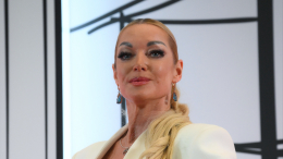 Шоу-биз за неделю: Волочкова закинула ноги на соседа, а Галкина* сбила бабушка