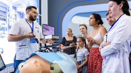 Попробовать себя в роли врача можно на форуме «Москва 2030»