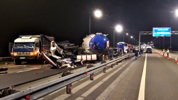 Грузовик на трассе «Дон» протаранил два КАМАЗа и устроил массовое ДТП