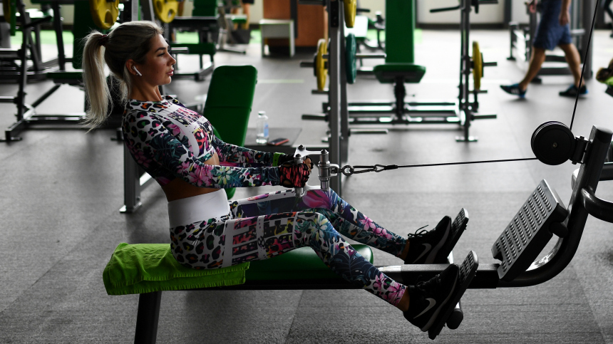 Сексолог раскрыла, как в спортзале распознать темпераментную женщину