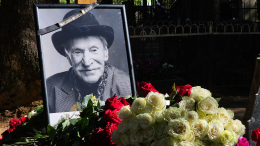 Он был, он есть, он будет с нами всегда: в Петербурге простились с Иваном Краско