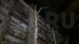 Опубликованы кадры последствий атаки дронов ВСУ на жилую многоэтажку в Курске