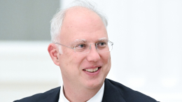 Кирилл Дмитриев встретил медведя на Аляске перед саммитом США и РФ