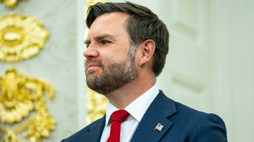 Вице-президент США Вэнс молится о мире в преддверии встречи Путина и Трампа