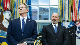 Хегсет, Бессент и Лютник примут участие в расширенной встрече с Россией