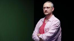 Внутренний надлом и борьба: сценарист Хант рассказал о характере супергероини Красная Фурия