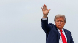 Трамп вслед за Путиным покинул Аляску