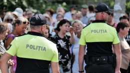 Полиция не допустила установку палаток оппозицией на вокзале Кишинева