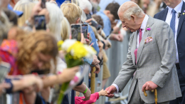 Здоровье больного раком Карла III резко ухудшилось: «Он очень слаб»