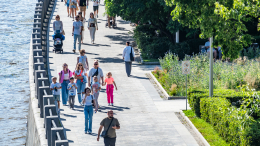 «Лето не уйдет по-английски»: какая погода ждет москвичей в конце августа