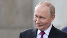 Путин подарил жителю Аляски новый мотоцикл Урал