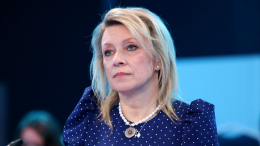 Захарова обвинила Макрона в искажении позиции России по Украине