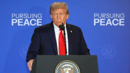 Рейтинг одобрения Трампа вырос после встречи с Путиным на Аляске