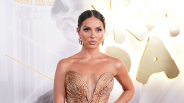 «Я ее слушаюсь» — мама Нюши рассказала об отношениях с дочерью