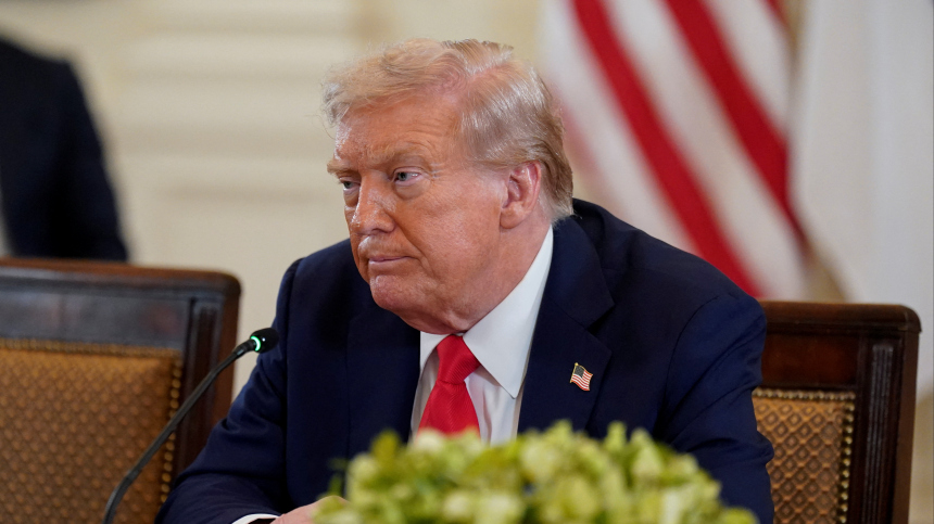 Трамп: необходимо обсудить обмен территориями между РФ и Украиной