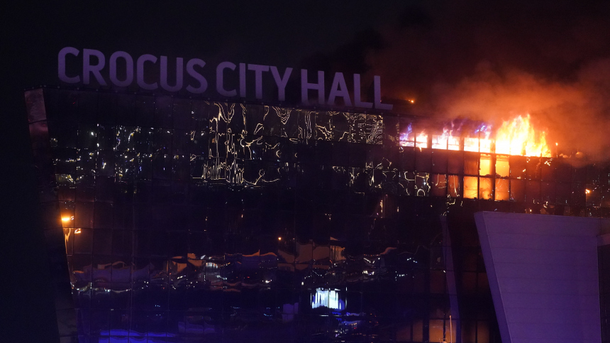 В «Крокусе» двое мужчин пытались помешать нападавшим расстреливать людей