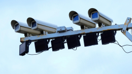 Водитель в Петербурге получил штраф за стояние в пробке