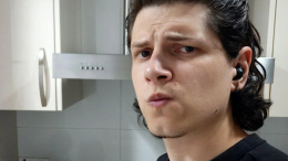 МВД объявило в розыск комика Антона Пикули*