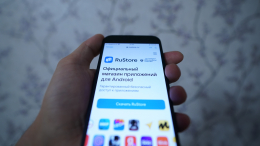 Apple договаривается с властями РФ и бизнесом о предустановке магазина RuStore