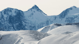 Альпинисты почти дошли до застрявшей на Пике Победы россиянки Наговициной