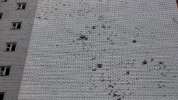 В Брянске в результате атаки БПЛА поврежден многоквартирный дом