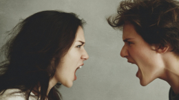 Сжирающая изнутри ярость: психолог назвала пугающие последствия гнева