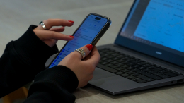 «Доброго времени суток»: какие фразы в рабочей переписке раздражают россиян