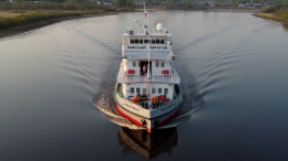 Плавучая поликлиника: как медицинский теплоход с ИИ помогает жителям отдаленных сел Югры