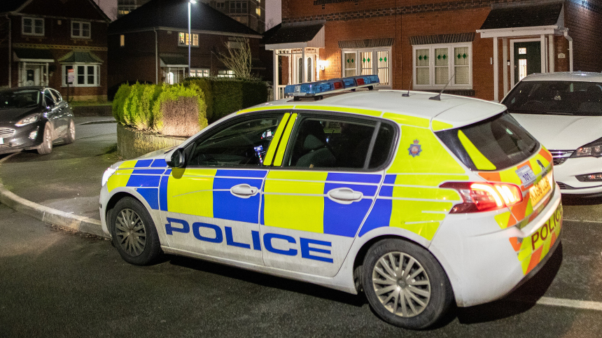 Девушке 17 лет выкололи глаза и запытали до смерти в Британии