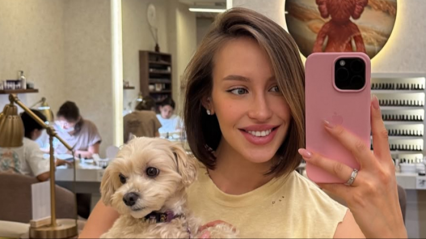 «Сон, кормление и прогулки»: невеста Тимати Иванова про общую с рэпером дочку