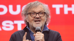 «Самое лучшее метро в мире»: Кустурица рассказал, чем ему нравится Москва