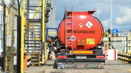 Правительство РФ продлило запрет на экспорт бензина до конца октября