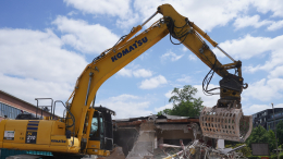 Перемололи экскаваторным ковшом: в Эстонии уничтожили братскую могилу с советскими воинами