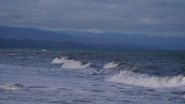 Дрейфовавший несколько дней на бочке в Охотском море Валерий Сафронов погиб