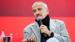 «Иллюзии, что ты чего-то достиг»: Богомолов о жизни и стремлениях