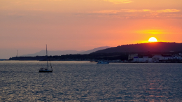 Копеечные отпускные? Стоит ли брать отпуск в сентябре