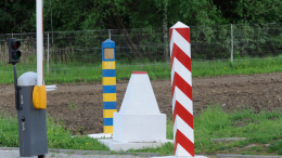 «Великий исход»: молодежи 18-22 лет разрешили свободно пересекать границу Украины