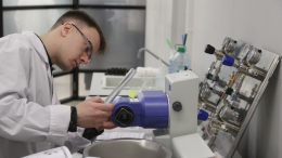 Путин увеличил число стипендий для молодых ученых и конструкторов