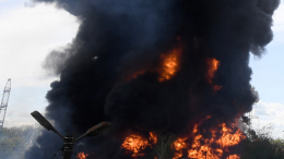 В Балашихе ликвидируют крупный пожар