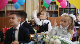 Собянин поздравил московских школьников, студентов и педагогов с Днем знаний