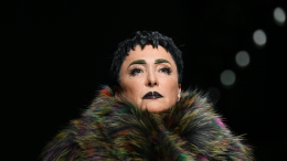 «Девяностые возвращаются»: организатор концерта Лолиты подвергся нападению