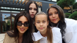 Снова за парту: как звезды шоу-бизнеса проводили детей в школу 1 сентября